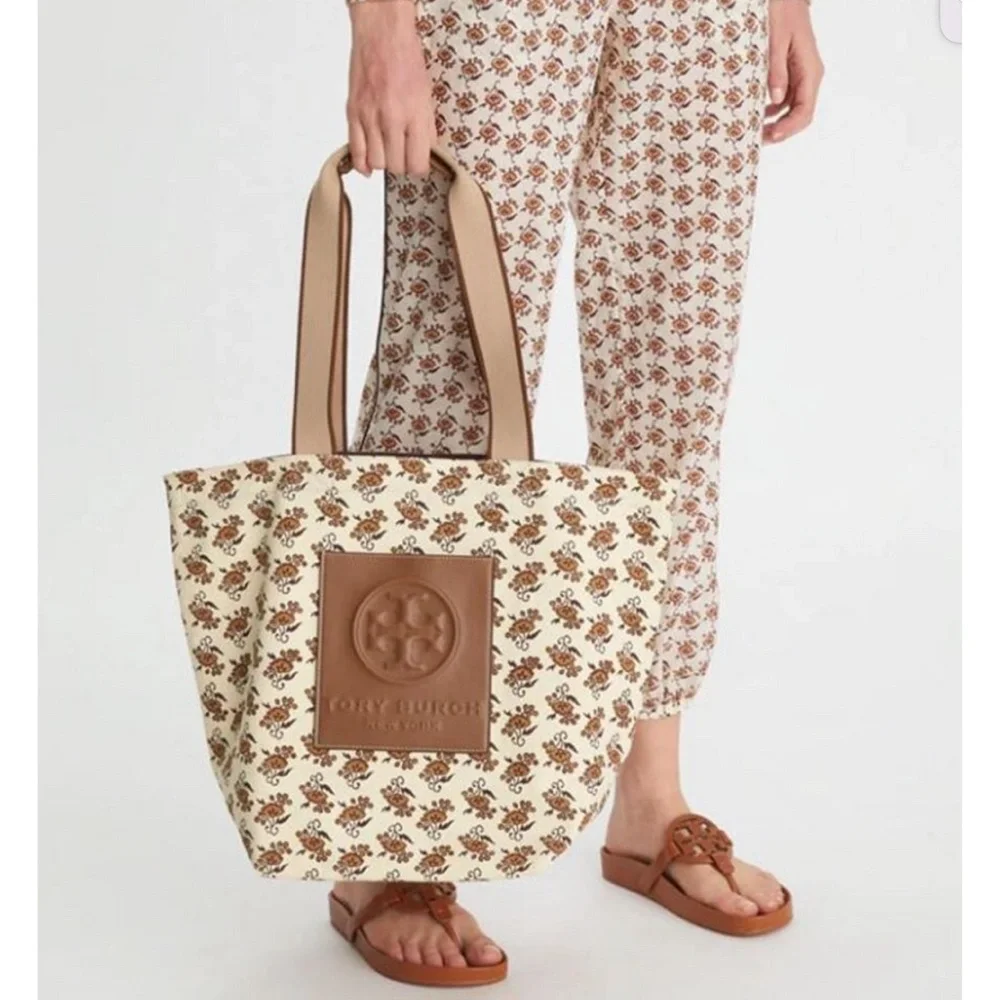 Tory Burch tory burch